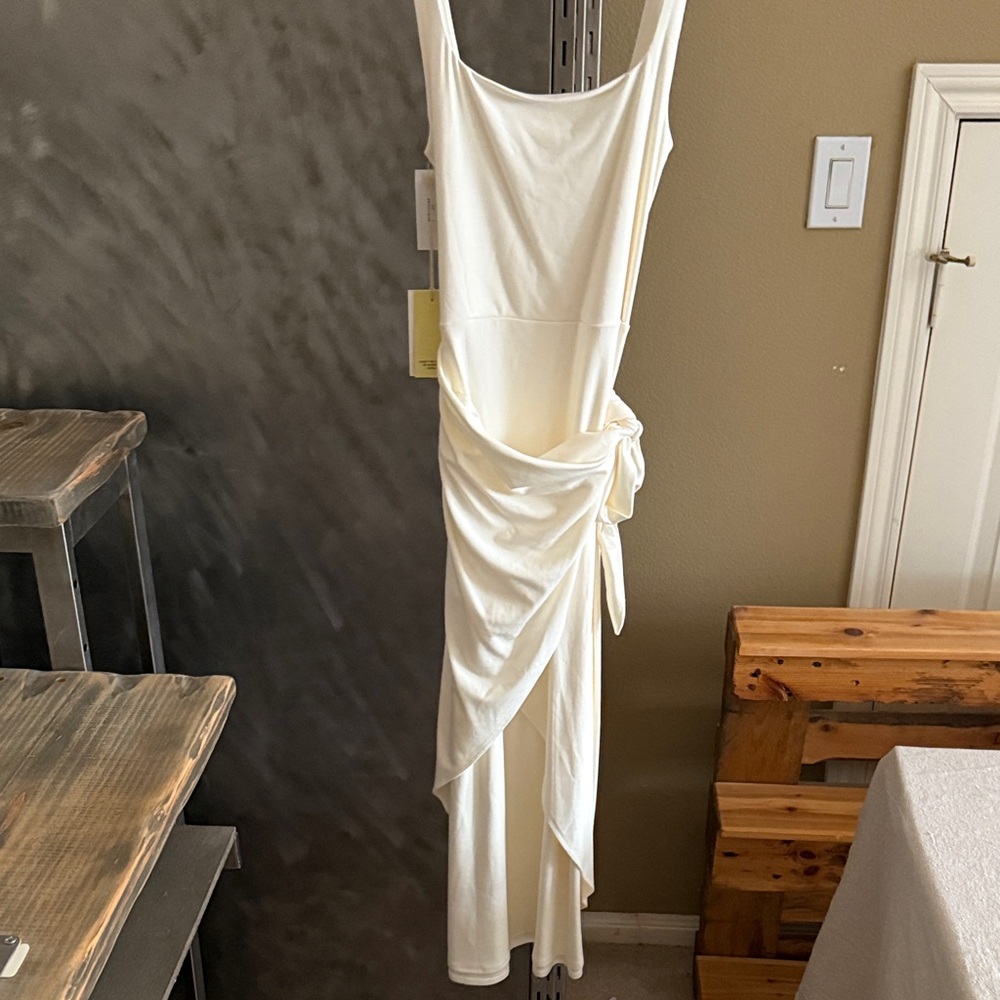 Wilfred Elegant Cream Wrap Dress